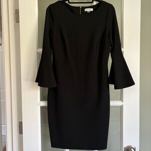NWOT Black bell sleeve Calvin Klein dress with gold zipper detail - size 6
